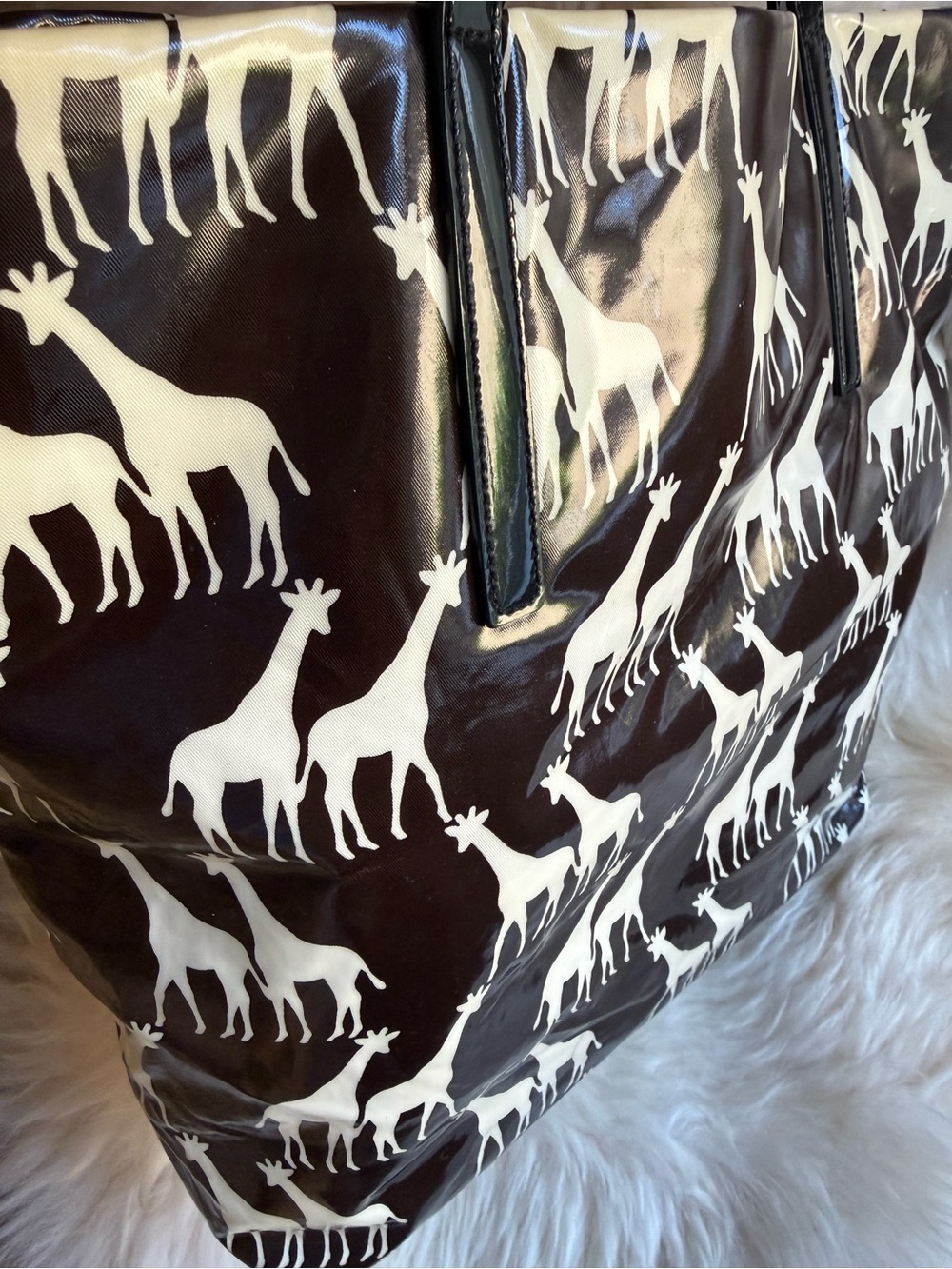 Kate Spade Daycation  Giraffe Print Bon Shopper Tote Bag - Picture 6 of 11